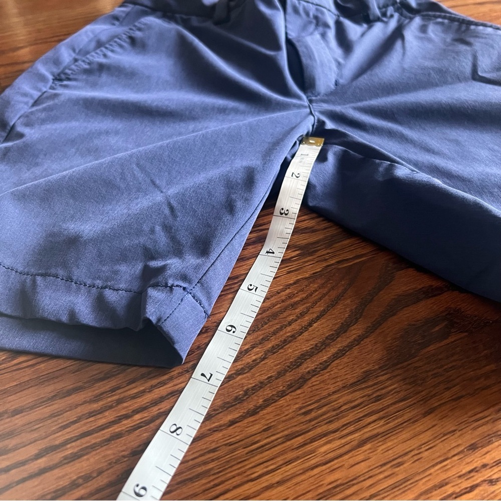 Vineyard Vines Boy's Performance Breaker Shorts, size 8 Deep Cobalt blue - Picture 7 of 10